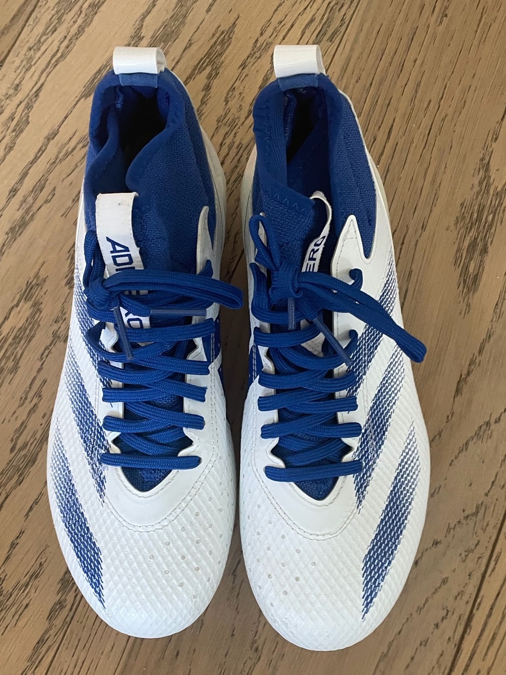 adidas Men’s Adizero Football Cleats Blue/White with Mid Ankle Sock, Size 8